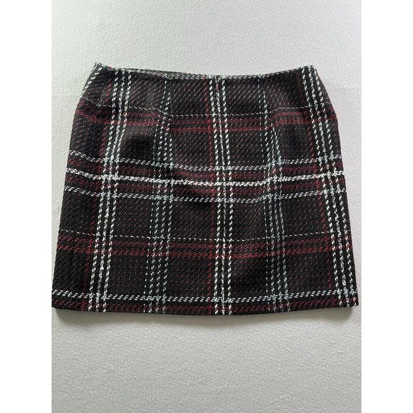 WHITE HOUSE BLACK MARKET Womens 12 Black Burgundy Silver Plaid Tweed Mini Skirt - Picture 2 of 9